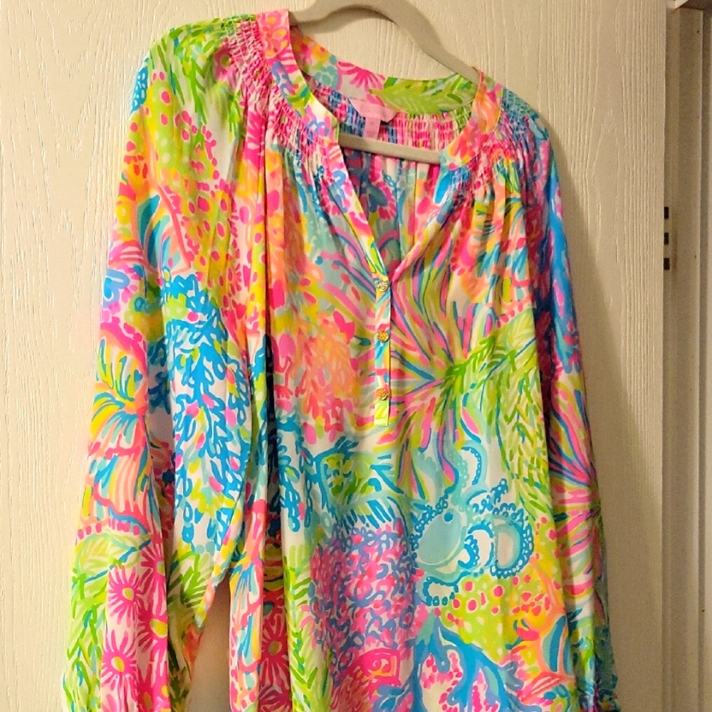 Like New Beautiful Silk Liliy Pulitzer Blouse XL